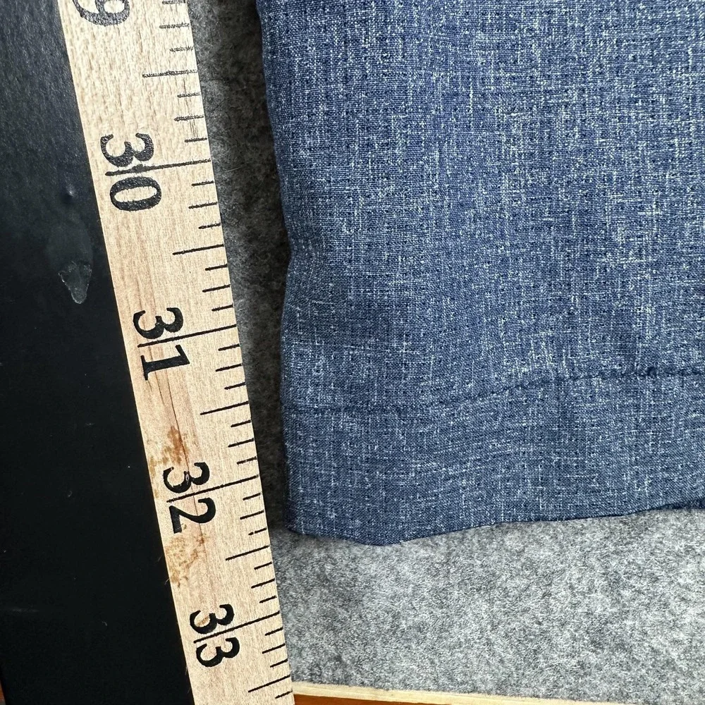 Under Armour elastic button texture